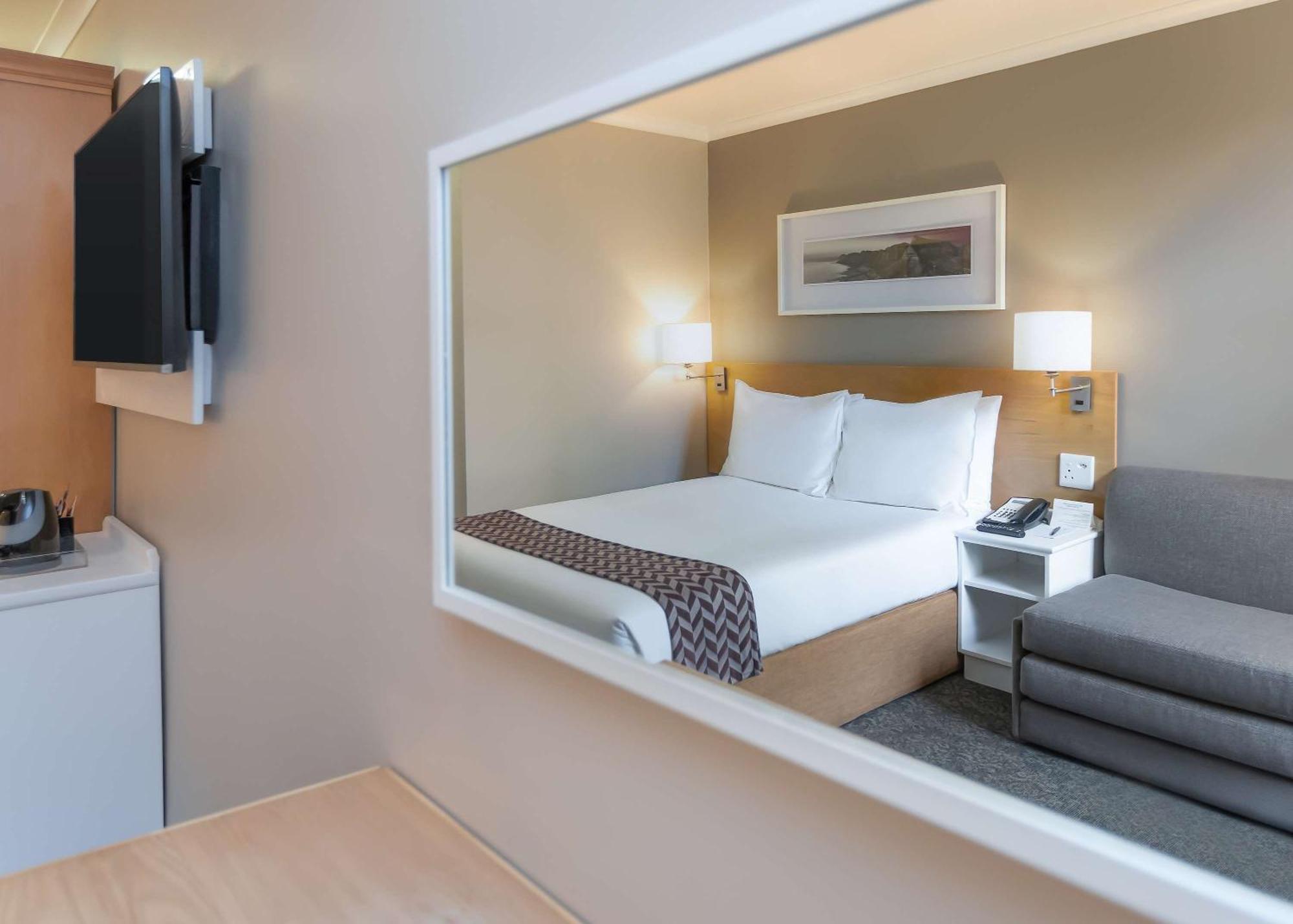 Stayeasy Century City Cape Town Exterior photo